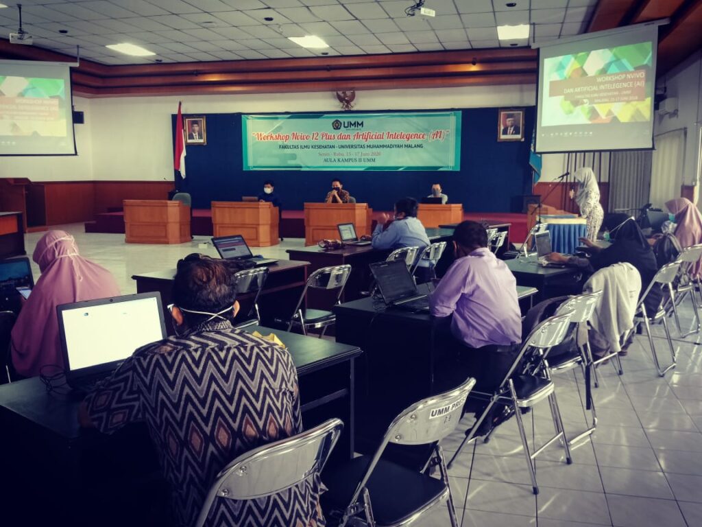 Dalam rangka meningkatkan kemampuan akademis para dosen Fakultas Ilmu Kesehatan Universitas Muhammadiyah Malang (FIKES UMM) kembali menyelenggarakan kegiatan “Workshop Nvivo 12 Plus dan Artificial Intelegence (AI)”. Kegiatan ini diikuti sekitar 15 peserta yang terdiri atas pengelola jurnal di setiap program studi (Prodi). Acara yang diselenggarakan di aula kampus II UMM berlangsung dari tanggal 15-17 Juni 2020.