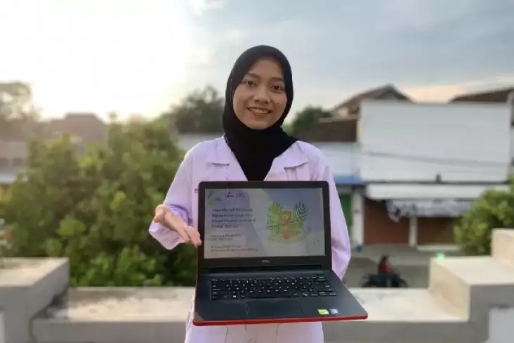 Tidak banyak ide yang mampu direalisasikan dan berhasil diapresiasi sebagai juara. Salah satu ide yang sukses mendapatkan penghargaan ialah milik Nia Yuniar Fitriana Putri, Mahasiswa Prodi Farmasi Fakultas Kesehatan (Fikes) Universitas Muhammadiyah Malang (UMM)