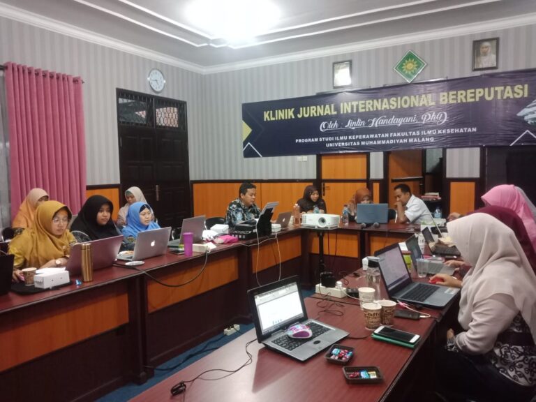 Program studi S1-Keperawatan FIKES UMM mengadakan klinik jurnal internasional bereputasi guna mendongkrak publikasi internasional terindeks scopus. Klinik ini di adakan selama dua hari, tanggal 13-14 Maret 2020. Menurut kaprodi S1 Keperawatan, Ns Nurlailatul Masruroh, MNS, klinik jurnal ini diadakan sesuai dengan arahan rektor UMM dan juga untuk menghadapi akreditasi 9 standar. Klinik jurnal ini diharapkan dapat meningkatkan pengembangan keilmuan setiap departemen keperawatan sesuai dengan roadmap penelitian yang sudah di rancang oleh program studi S-1 Keperawatan, imbuhnya.