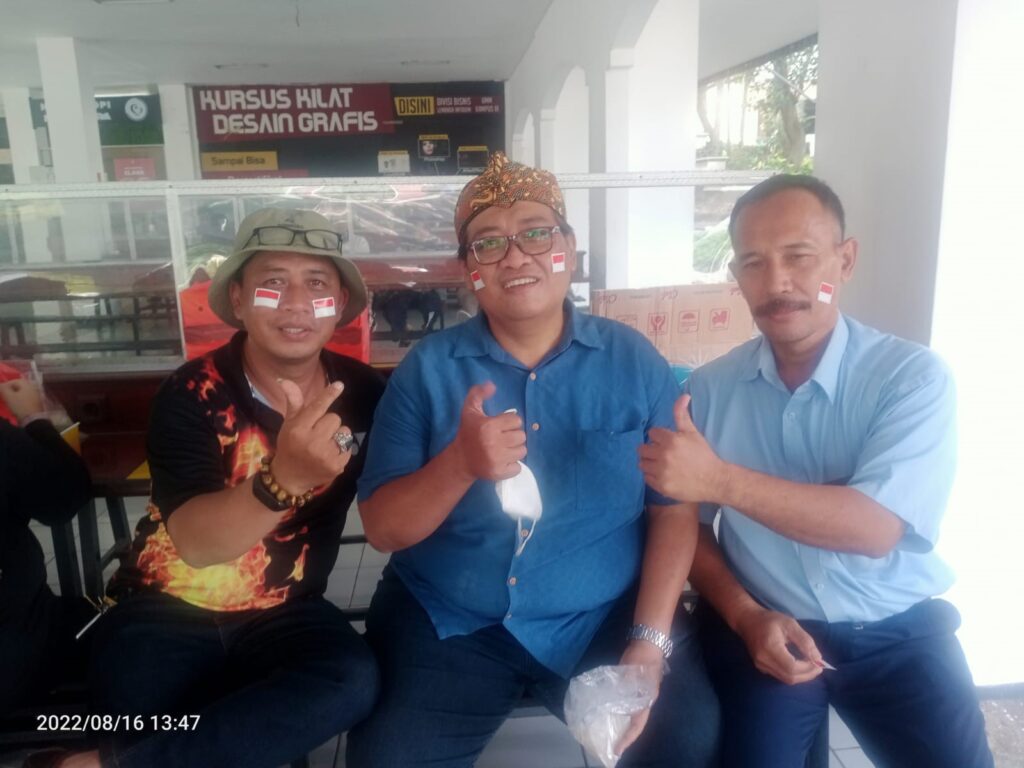 Tiga Sahabat Di Tatanan Tata Usaha FIKES UMM, Bersatu Dan Membara Sambut HUT RI ke 77